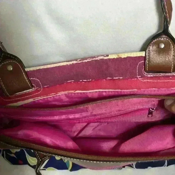 Lily Bloom Purse - Picture 5 of 10